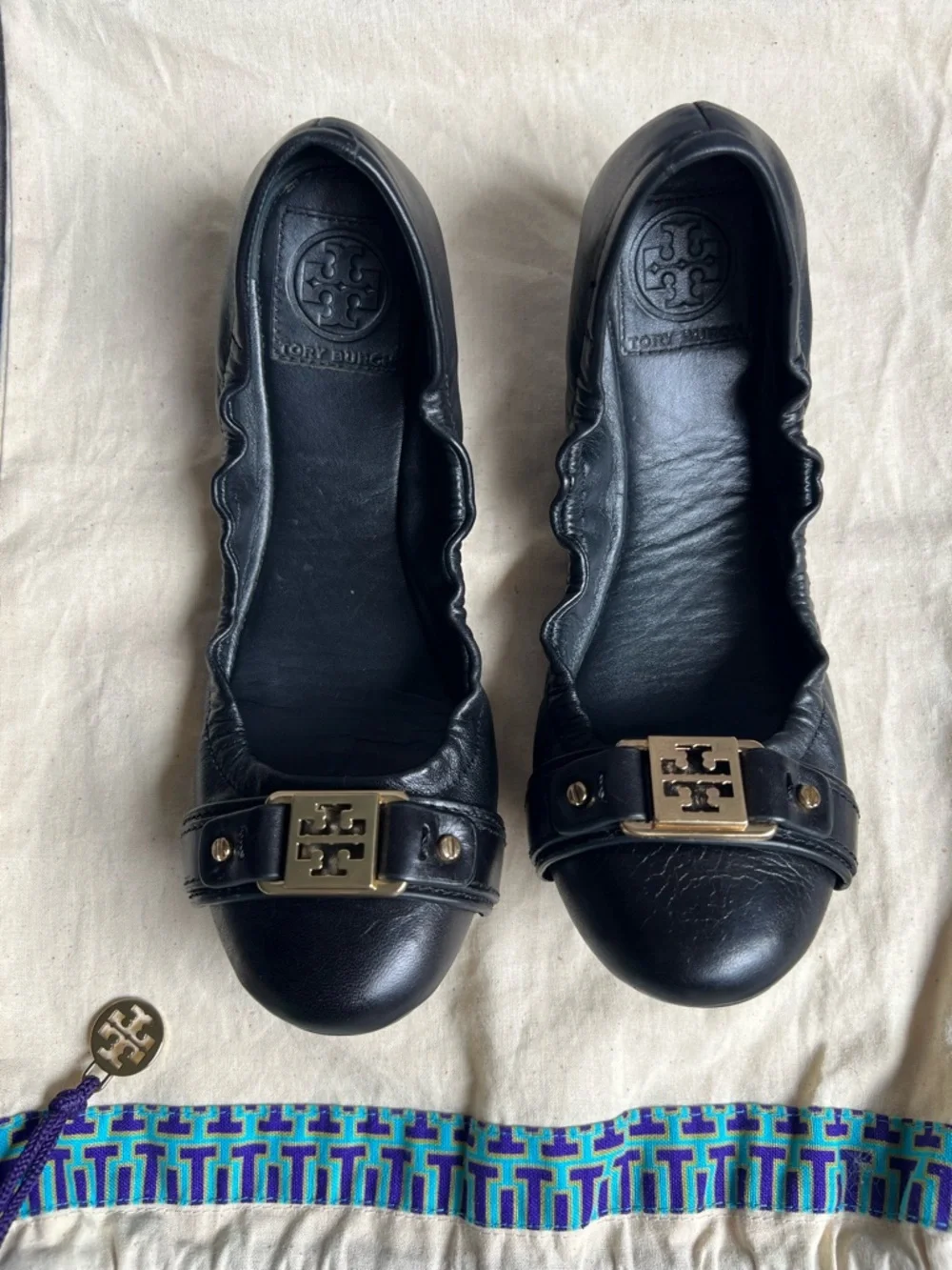 Tory Burch Shoes Sz 7 M Ambrose Ballet Flat Leather Black Gold Logo Slip On